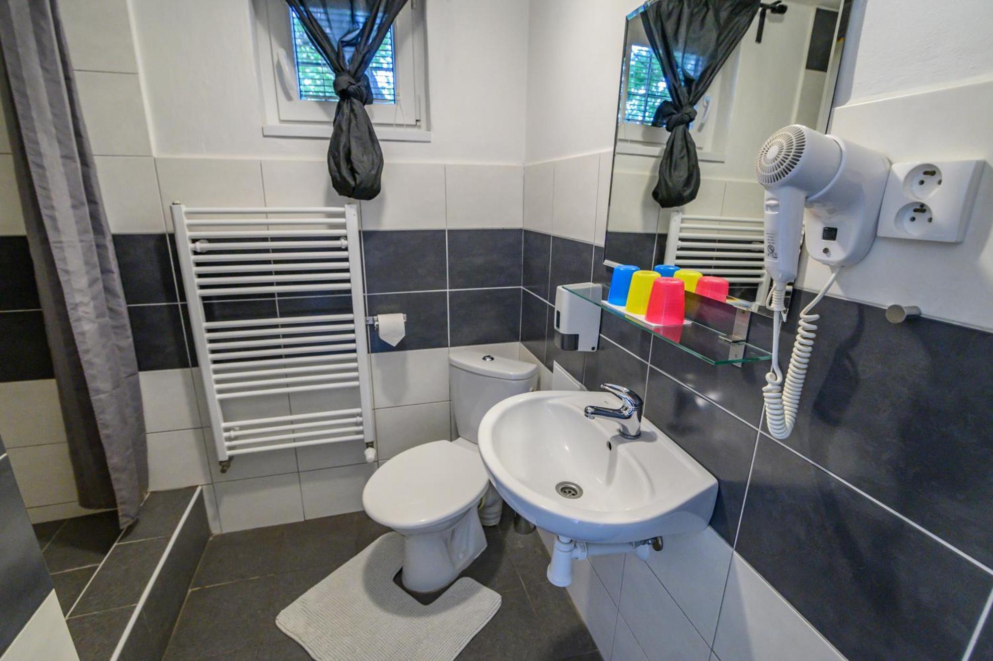 Hostel Seven Prague Ngoại thất bức ảnh