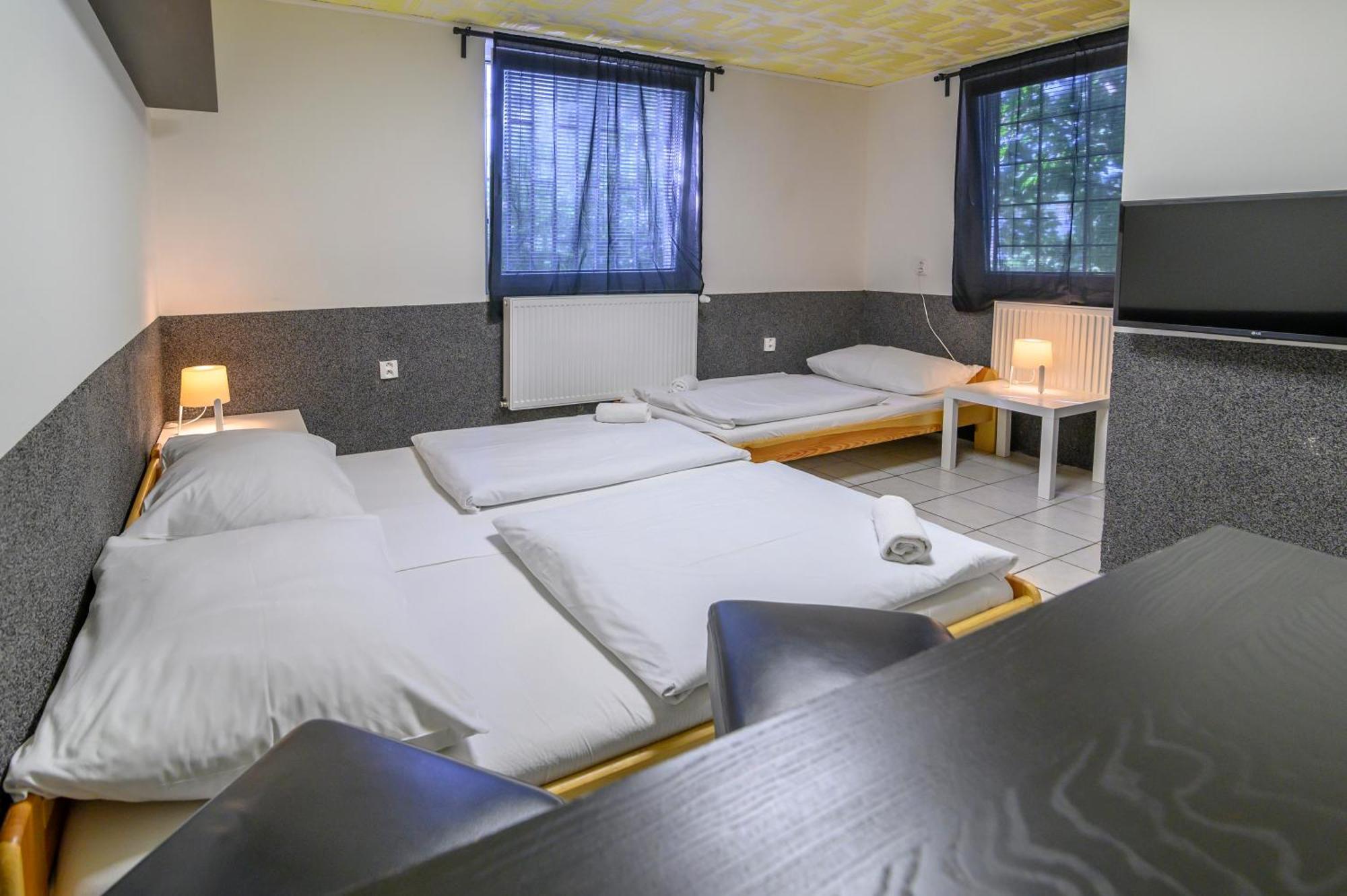 Hostel Seven Prague Ngoại thất bức ảnh